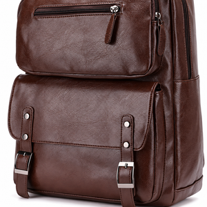 Laptoprucksack in Lederoptik mit Frontklappe 8685 – Braun – Produktdetail oder ergänzende Inszenierung