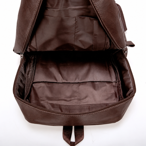 Laptoprucksack Herren mit Frontreißverschluss – Dunkelbraun – Produktdetail oder ergänzende Inszenierung